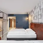 H2 Hotel 3*