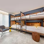 Hotel H2