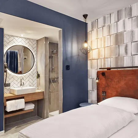 H2 Hotel 3*